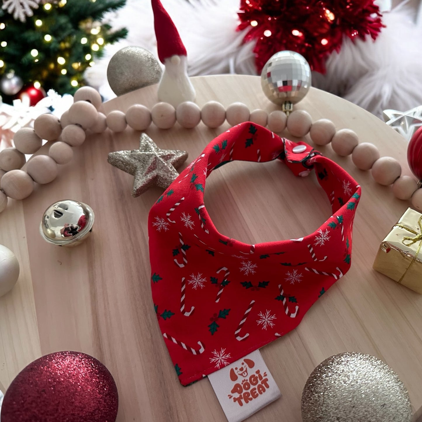 Christmas Basics Candy Cane - Red Bandana